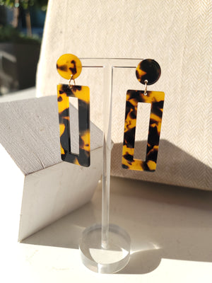 Moody Geometria Earrings - Tortoise Shell Black and Brown