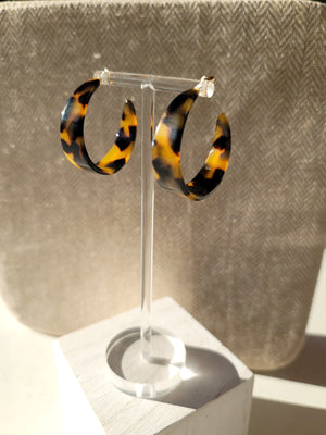 Toasted Caramel Tortoise Shell Earring Hoops - Kim Hawthorne BlingFling